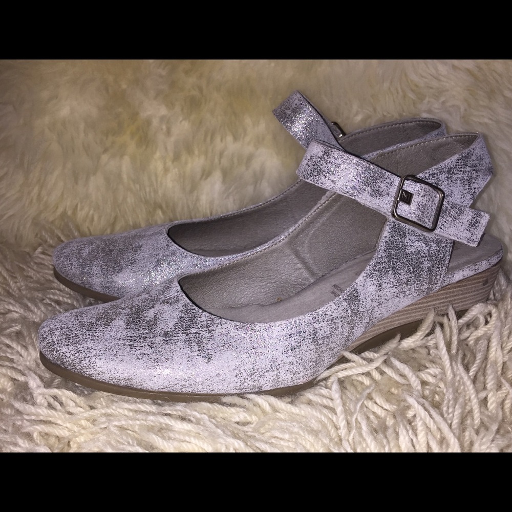 Crackled Silver Leather Wedge Sandals